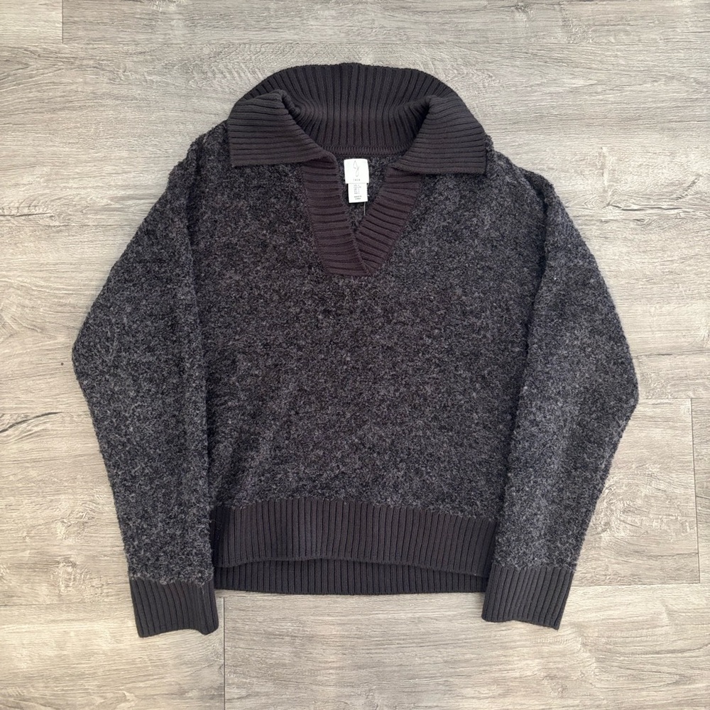 Cute + cozy collared wool sweater NWOT